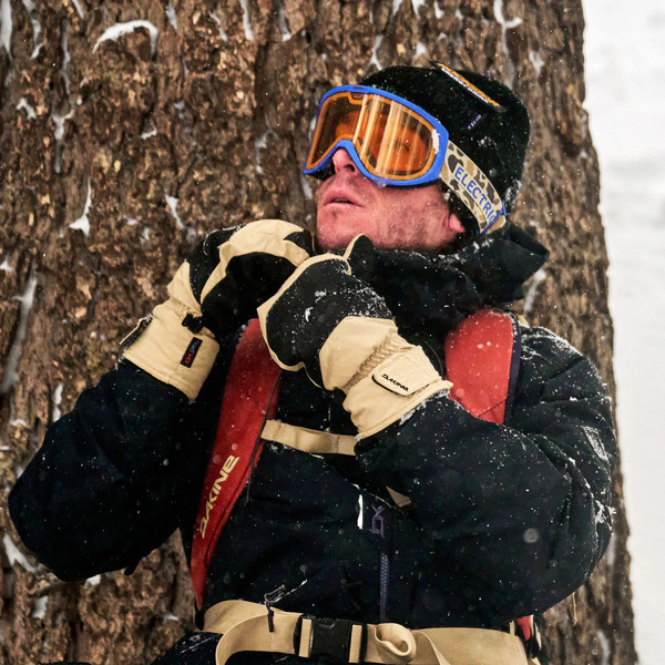Rekawice-na-snowboard