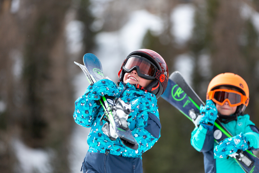 Jak dobrać buty narciarskie dla dziecka? Praktyczne wskazówki